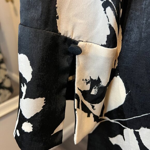 Zara Black & Off White Satin Effect Wrap Floral Print Midi Dress, Size XS - Picture 13 of 16